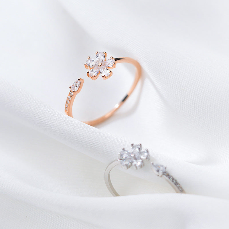 Buy Five-petal Flower Korean Style Silver Ring - Elegant Jewelry