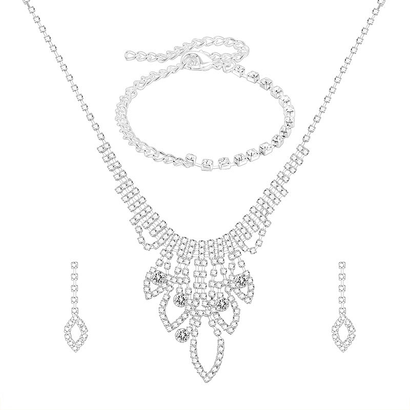 Buy Fashionable Bridal Jewelry Set - Elegant Wedding Necklace