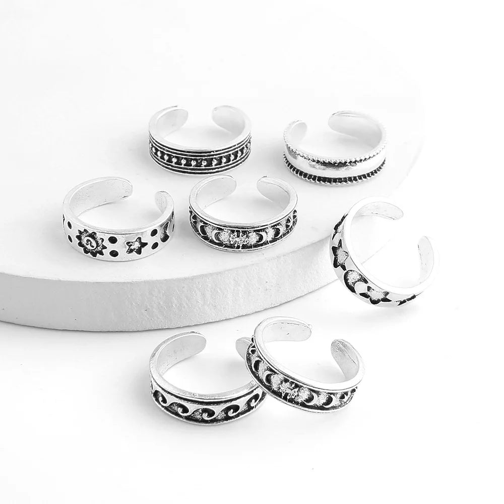 7pcs Retro Hollow Carved Star Moon Toe Rings Adjustable Opening Finger Ring for Women Boho Beach Foot Ring Jewelry